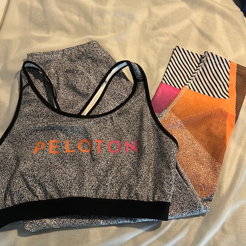 Peloton Gray Speckle Sports Bra and Colorblock Leggings in Orange and Pink